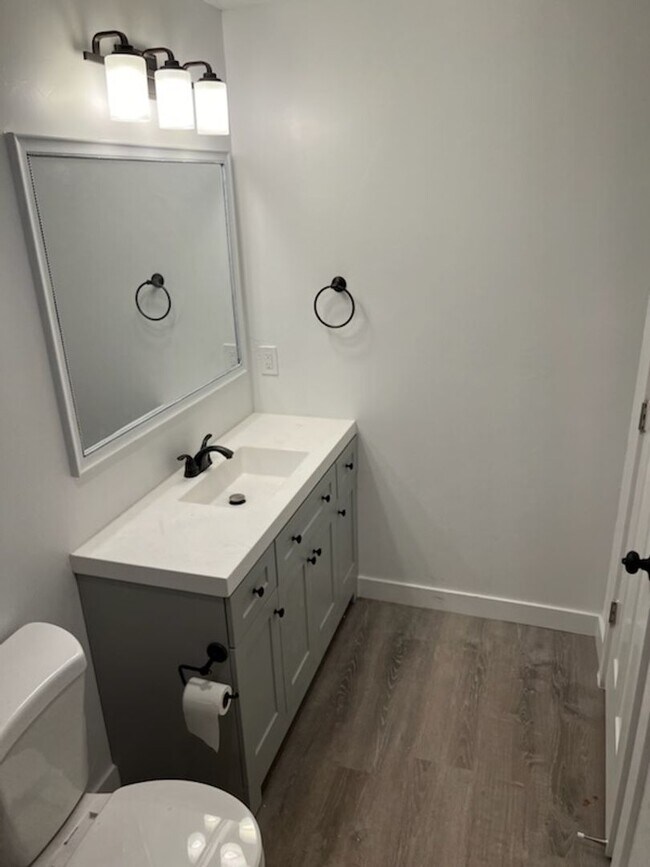 Building Photo - 780 N Lauritzen St