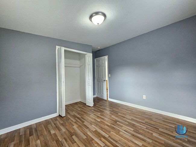 Building Photo - 3 Bedroom 1 Bath House for Rent in Lakeland *Move-In Special*