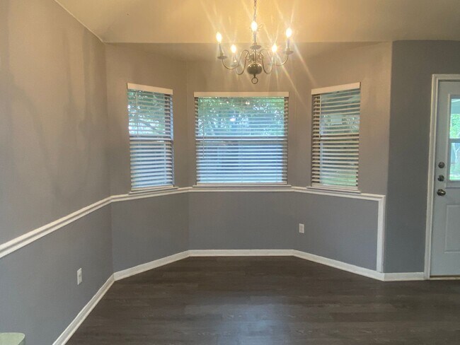 Building Photo - 3 BEDROOM, BELTON ISD