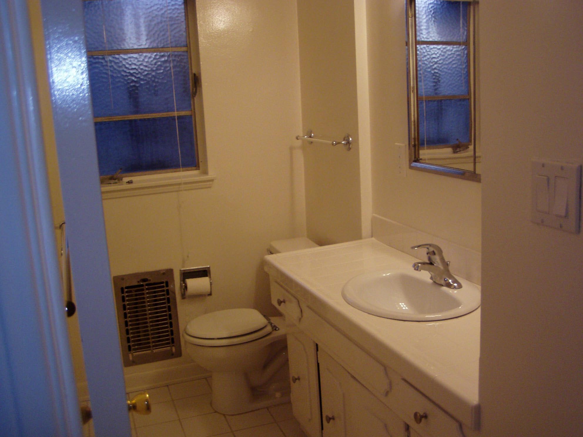 Building Photo - 8420 Casaba Ave