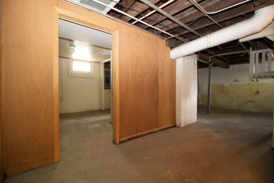 Building Photo - 3603 Homewood Ave