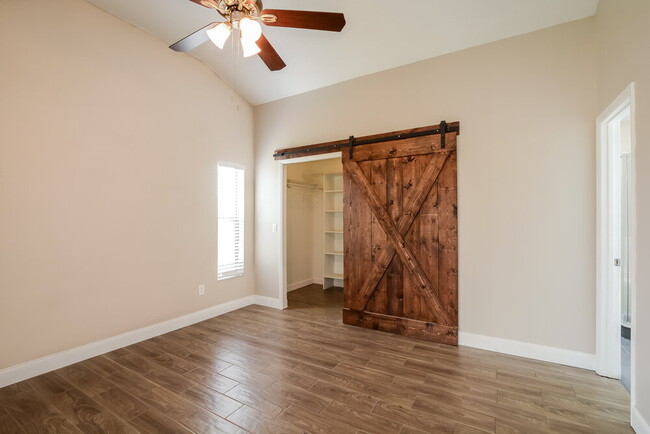 Building Photo - 3510 Buffam Pl