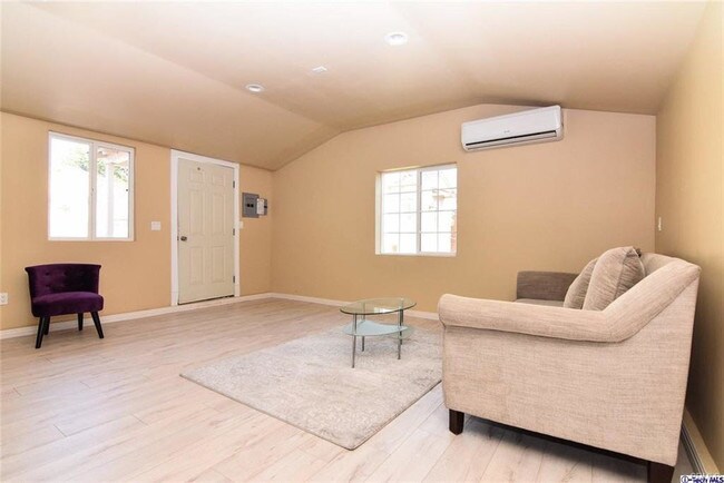 Living Room - 1809 Bonita Ave