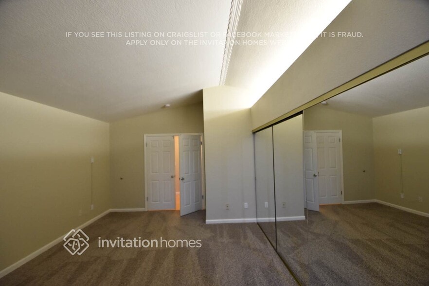 Building Photo - 937 N Regatta Dr