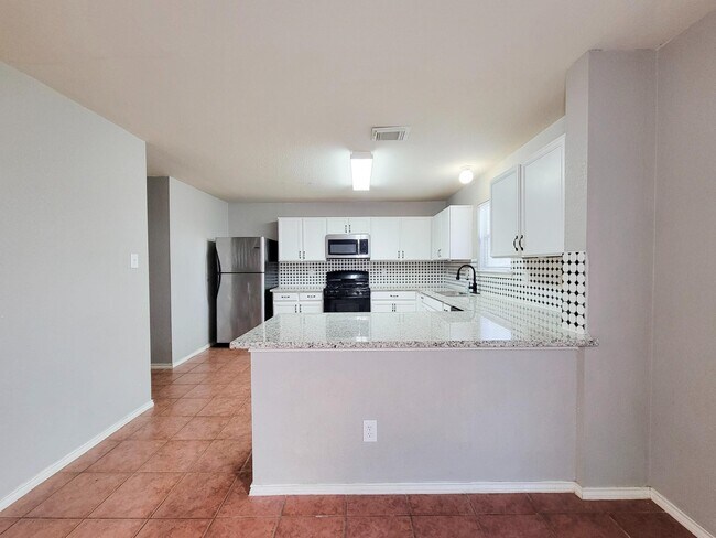 Building Photo - 16306 Kendons Way Ln