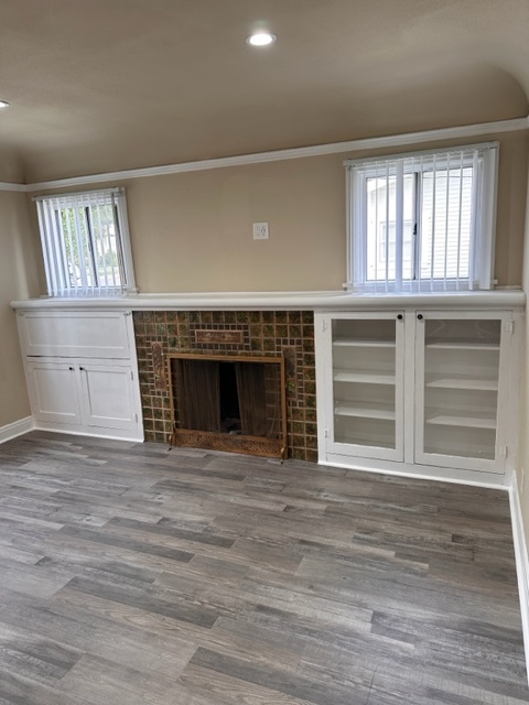 Living Room Fireplace area - 1802 E Glenoaks Blvd