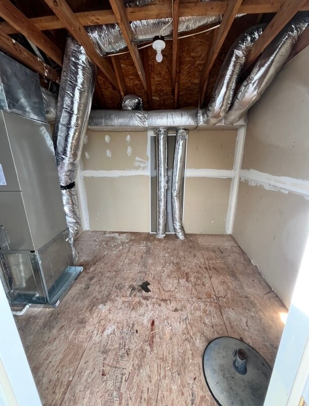 Building Photo - 367 Mainsail Dr