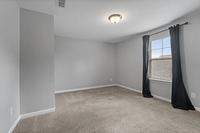 Building Photo - Beautiful 3BR in Smyrna