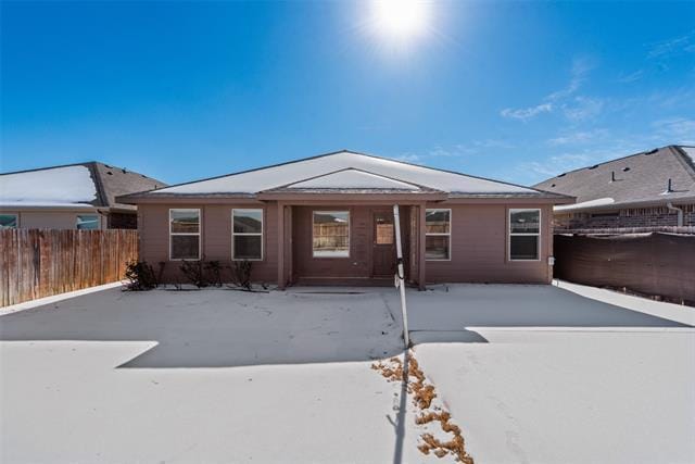 Building Photo - 328 Foxhunter St