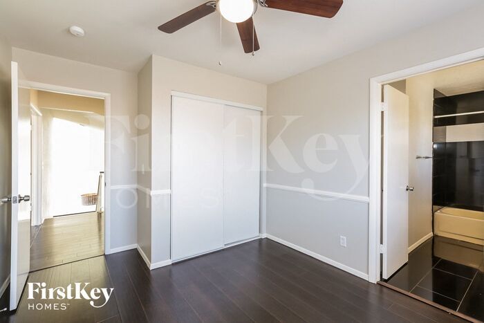 Building Photo - 1406 Harmony Hill Dr