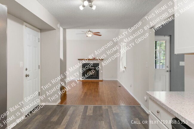 Building Photo - 537 Blossom Field Rd