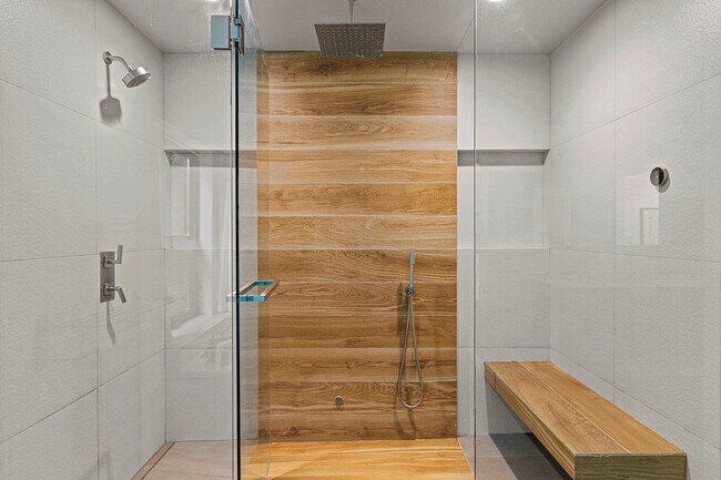 Building Photo - 20932 Canyon Trl