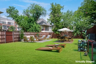 Building Photo - 5011 Manett St