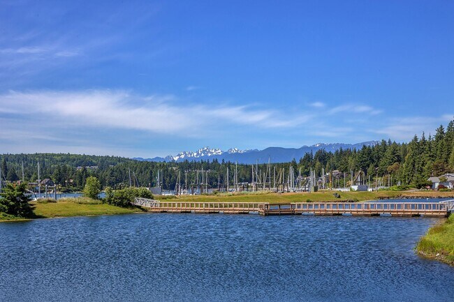 Building Photo - Short Term Lease | 2 Bed, 2 Bath Resort St...