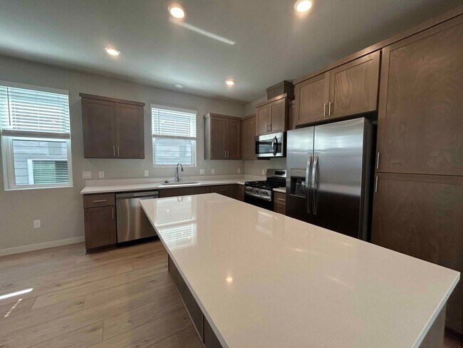 Building Photo - 15271 SW 168th Ave