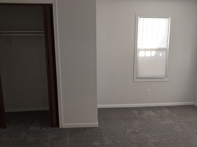 Building Photo - $850 - I Bedroom 1 Bathroom Apartment - Ne...