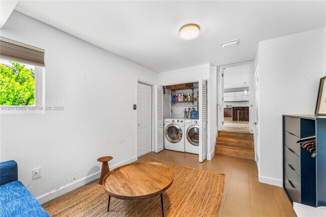 Building Photo - 1531 Consolata Ave