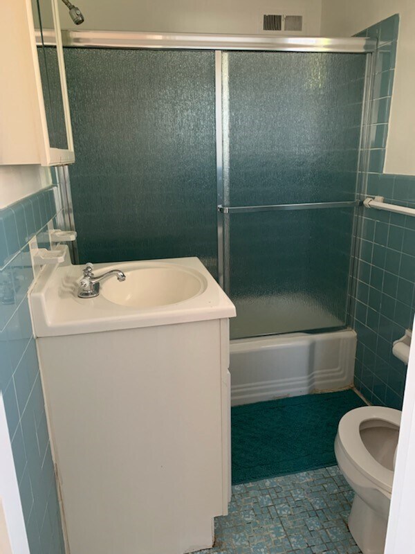 4134 Longshore Ave 4134 Longshore Ave Philadelphia PA 19135