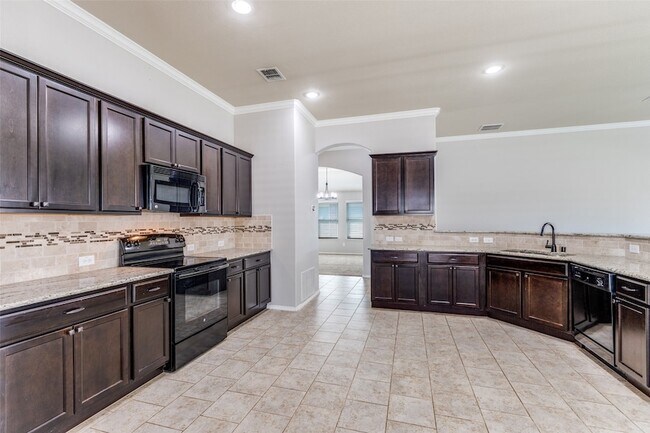 Building Photo - 11629 Champion Creek Dr