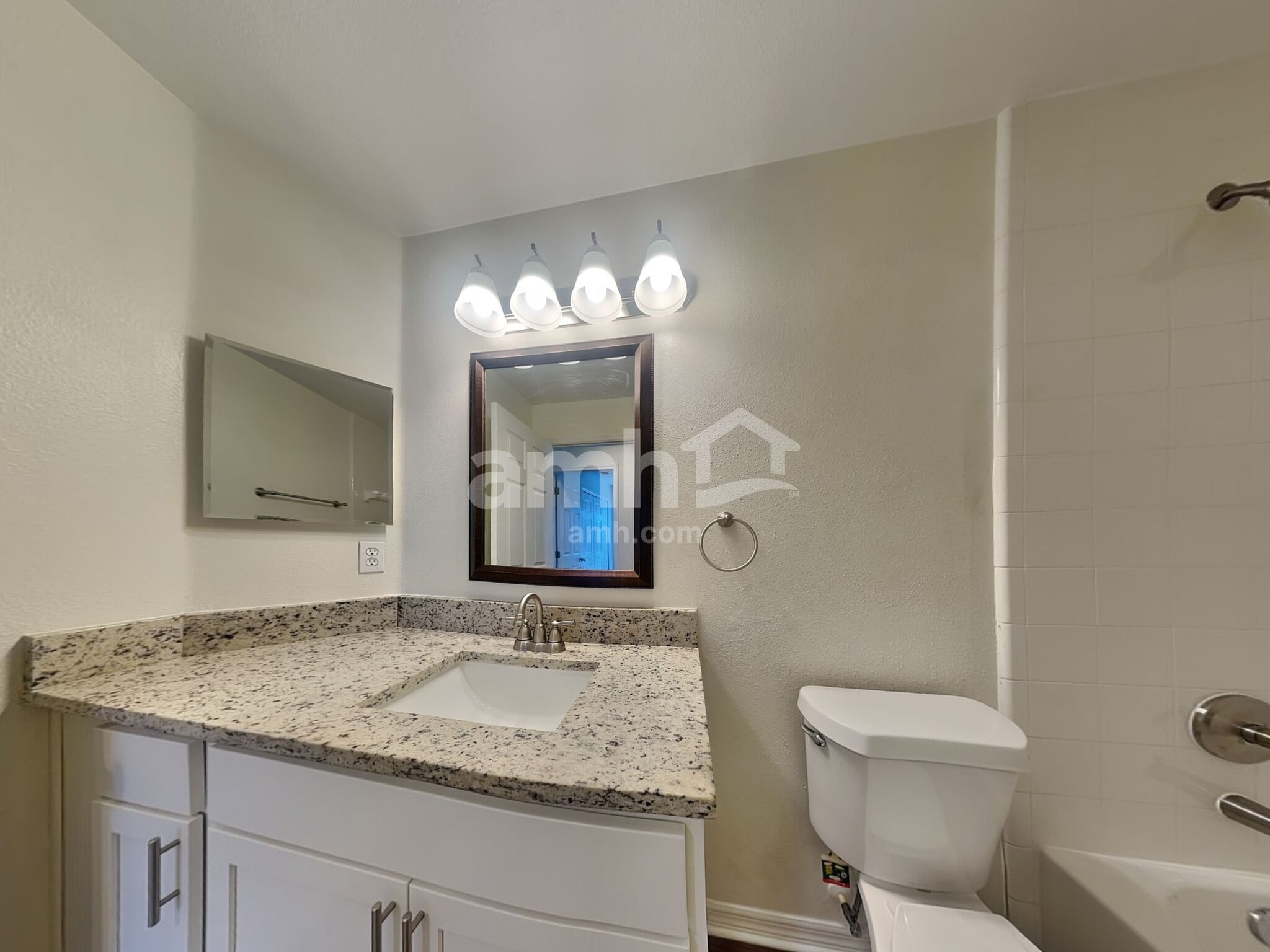 Building Photo - 13231 Moonflower Ct