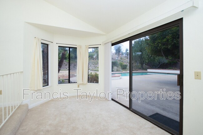 Building Photo - 3209 Avenida Hacienda