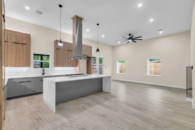 Building Photo - 9630 Vilven Ln