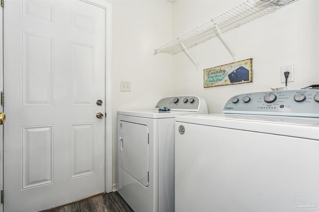 Building Photo - 8407 Jarmen Ln