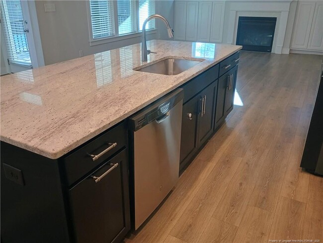 Building Photo - 510 Falls Creek Dr