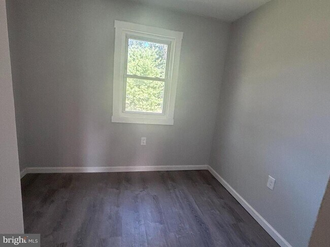 Building Photo - 5251 S White Horse Pike