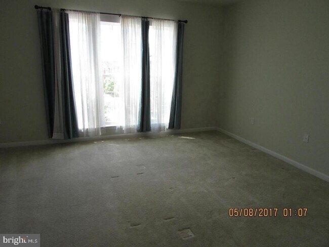Building Photo - 20606 Maitland Terrace
