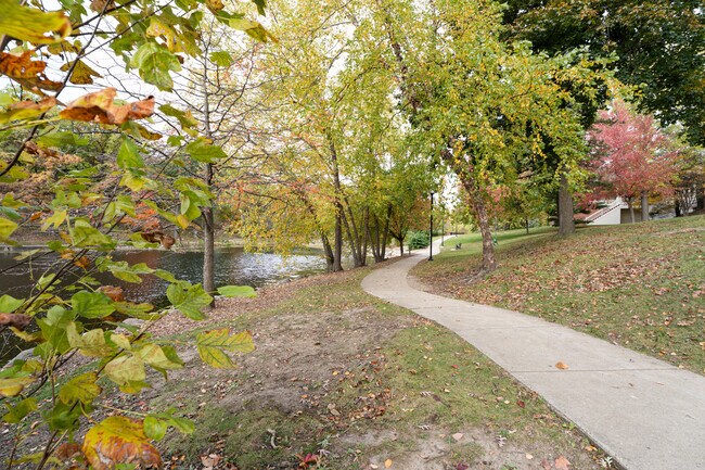 Building Photo - 774 Terrace Ct