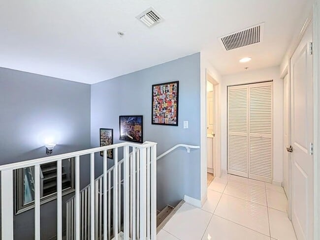 Building Photo - 450 N Federal Hwy