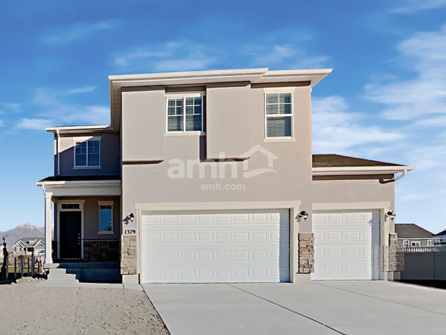 Building Photo - 1379 White St