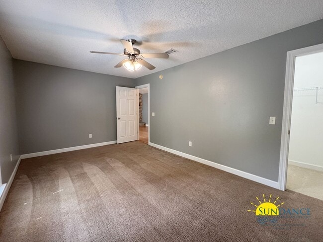 Building Photo - Spacious 3-Bedroom Retreat with New Kitchen Appliances!