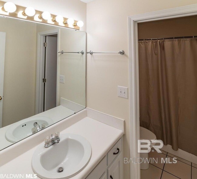 Building Photo - 17460 Pandion Ridge