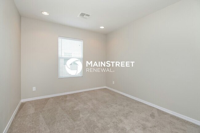 Building Photo - 3 Bedroom Pet-Friendly Home in Phoenix, AZ...