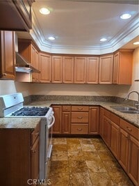 Building Photo - 1817 Cam Viejo