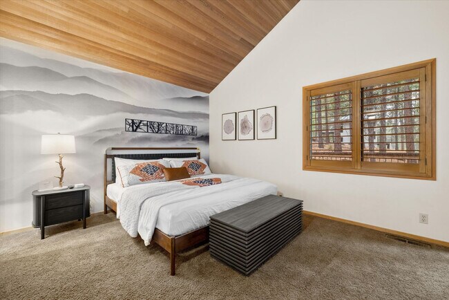 Building Photo - 70335 Sword Fern