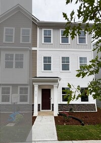 Building Photo - 5112 Fir Tree Ln