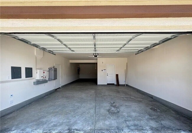 Building Photo - 17754 Pinot Noir Dr