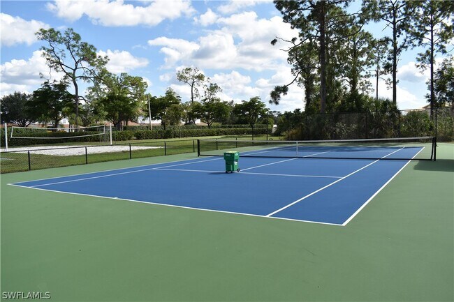 Building Photo - 354 Dover Pl