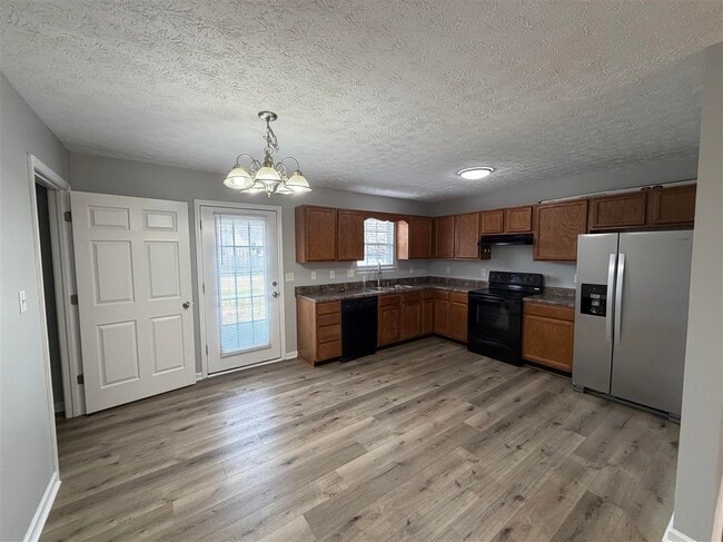 Building Photo - 360 Cedar Hollow Dr