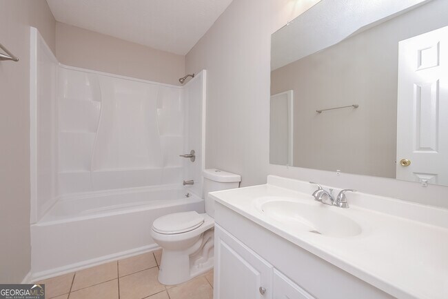 Building Photo - 1003 Salisbury Trail