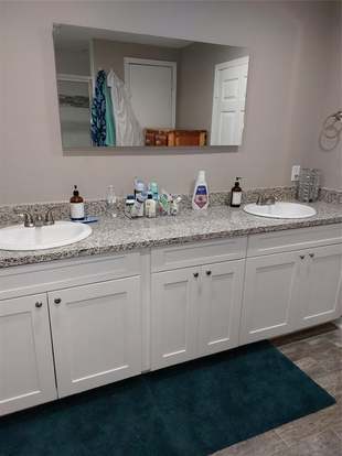 Building Photo - 3559 Balboa Cir