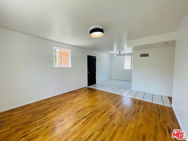 Building Photo - 5029 Klump Ave