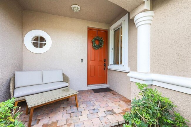 Building Photo - 10004 Ravello Blvd