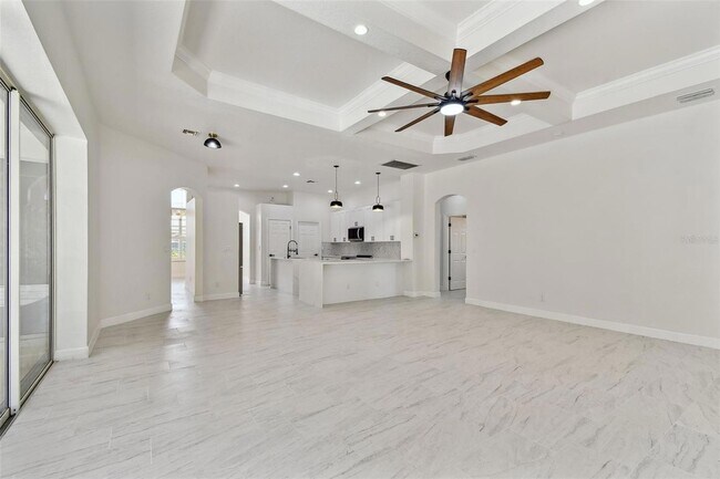 Building Photo - 13792 Long Lake Ln