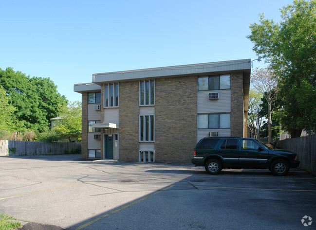 Building Photo - Vine Street Apartments