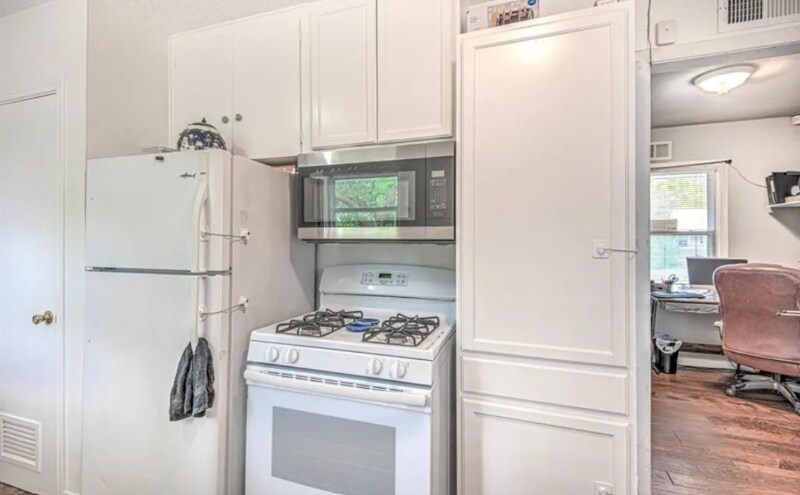 Building Photo - 20 S 28th St