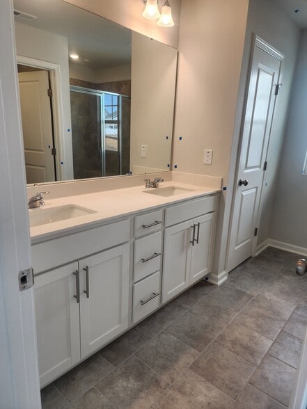 Building Photo - 508 Hanover Shr Ln